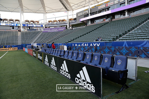 060219_LAGalaxyvsRevolution_GA_1015