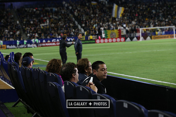 060219_LAGalaxyvsRevolution_GA_1116