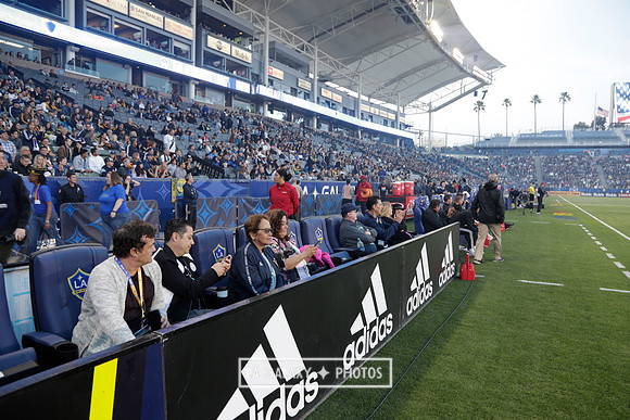 060219_LAGalaxyvsRevolution_GA_1062