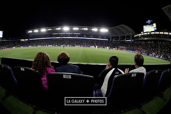 060219_LAGalaxyvsRevolution_GA_0961