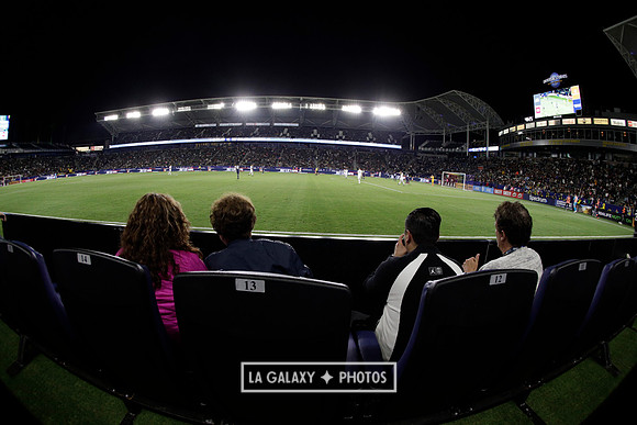 060219_LAGalaxyvsRevolution_GA_0959