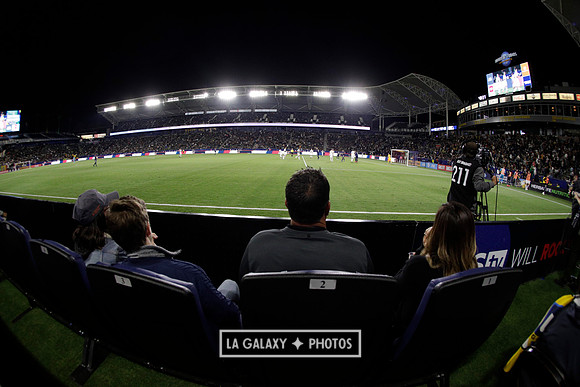 060219_LAGalaxyvsRevolution_GA_0973