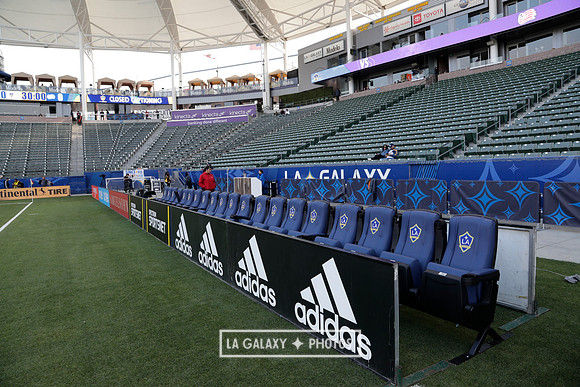 060219_LAGalaxyvsRevolution_GA_1013