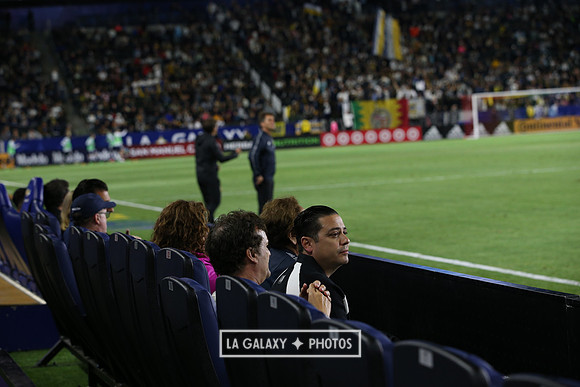 060219_LAGalaxyvsRevolution_GA_1118
