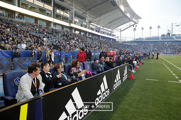 060219_LAGalaxyvsRevolution_GA_1045