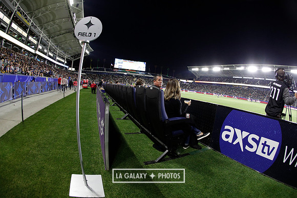 060219_LAGalaxyvsRevolution_GA_0989