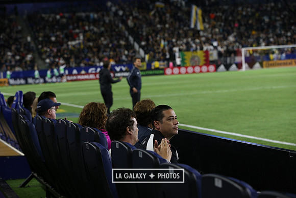 060219_LAGalaxyvsRevolution_GA_1119