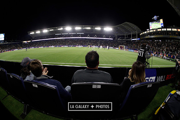 060219_LAGalaxyvsRevolution_GA_0979