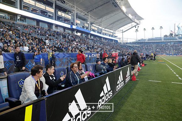 060219_LAGalaxyvsRevolution_GA_1058