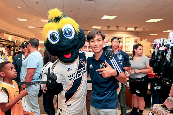 06082019_LAGalaxy_MacysJuninho_GA_0043