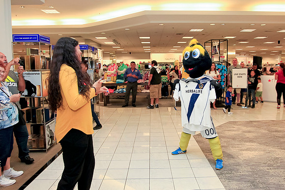 06082019_LAGalaxy_MacysJuninho_GA_0112