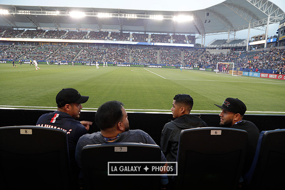 060219_LAGalaxyvsRevolution_GA_1073