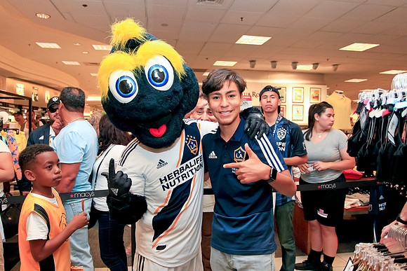 06082019_LAGalaxy_MacysJuninho_GA_0041