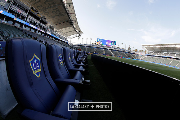 060219_LAGalaxyvsRevolution_GA_1028