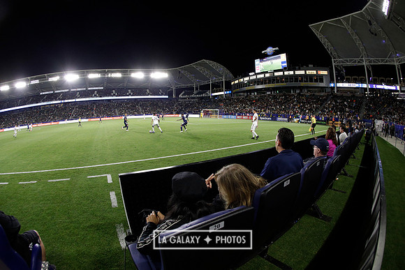 060219_LAGalaxyvsRevolution_GA_0932
