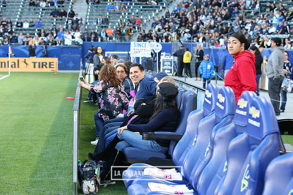 060219_LAGalaxyvsRevolution_GA_1077