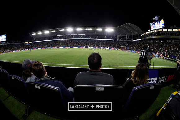 060219_LAGalaxyvsRevolution_GA_0968