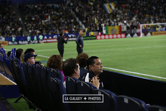 060219_LAGalaxyvsRevolution_GA_1123