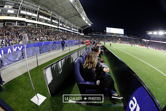060219_LAGalaxyvsRevolution_GA_1008