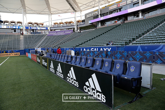 060219_LAGalaxyvsRevolution_GA_1014