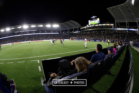 060219_LAGalaxyvsRevolution_GA_0937