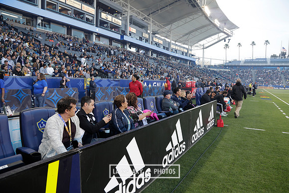 060219_LAGalaxyvsRevolution_GA_1068