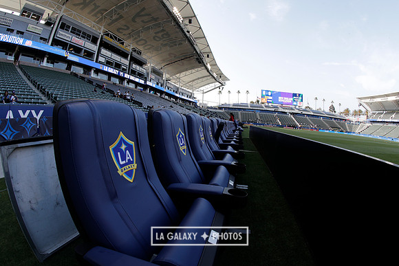 060219_LAGalaxyvsRevolution_GA_1025