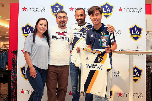 06082019_LAGalaxy_MacysJuninho_GA_0210