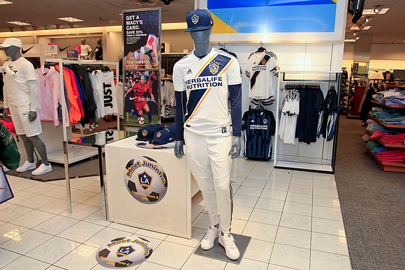 06082019_LAGalaxy_MacysJuninho_GA_0415
