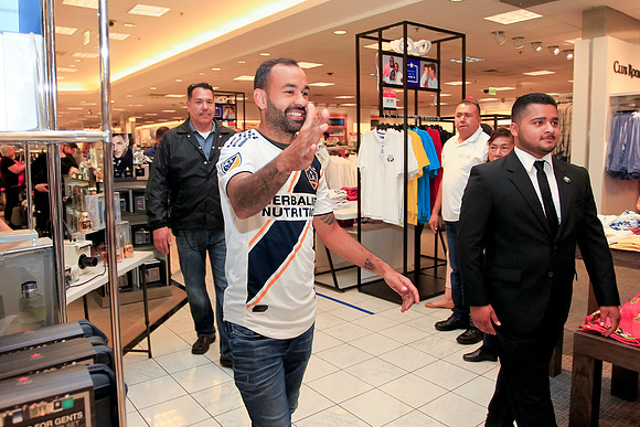 06082019_LAGalaxy_MacysJuninho_GA_0117