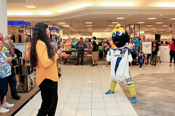 06082019_LAGalaxy_MacysJuninho_GA_0113