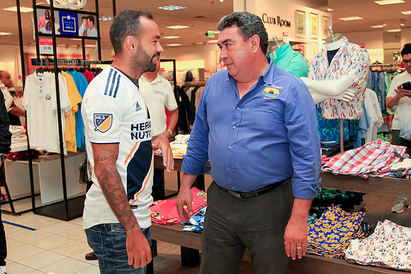 06082019_LAGalaxy_MacysJuninho_GA_0119