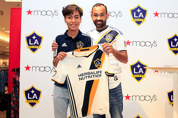 06082019_LAGalaxy_MacysJuninho_GA_0204