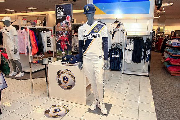 06082019_LAGalaxy_MacysJuninho_GA_0413