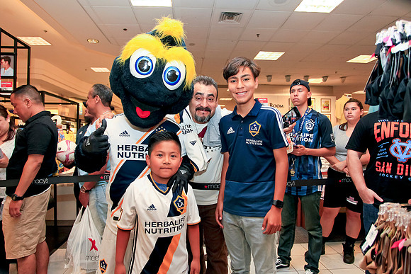 06082019_LAGalaxy_MacysJuninho_GA_0047