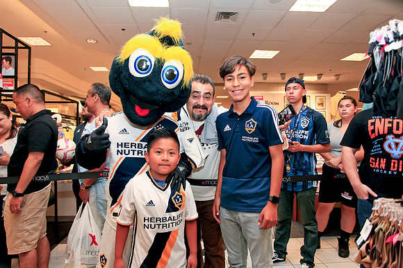 06082019_LAGalaxy_MacysJuninho_GA_0046