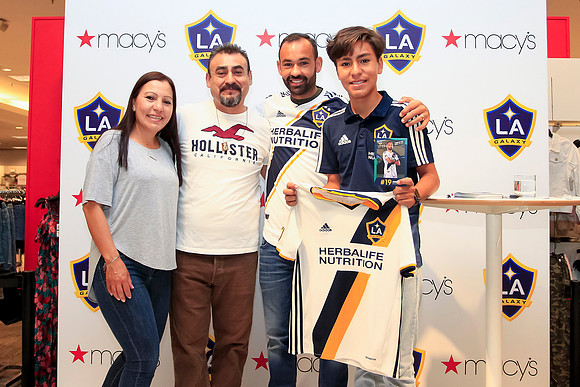 06082019_LAGalaxy_MacysJuninho_GA_0209
