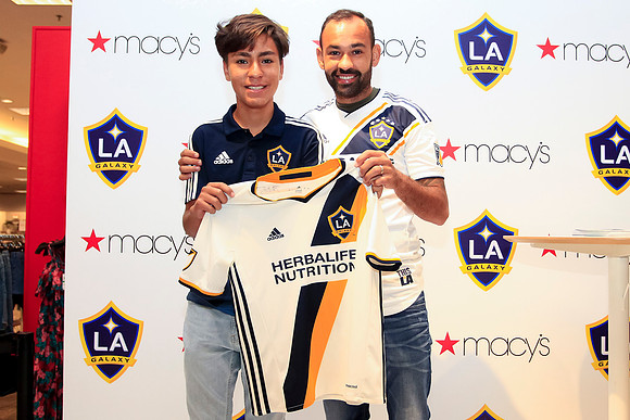 06082019_LAGalaxy_MacysJuninho_GA_0203
