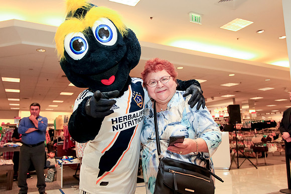 06082019_LAGalaxy_MacysJuninho_GA_0076