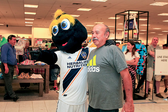 06082019_LAGalaxy_MacysJuninho_GA_0093
