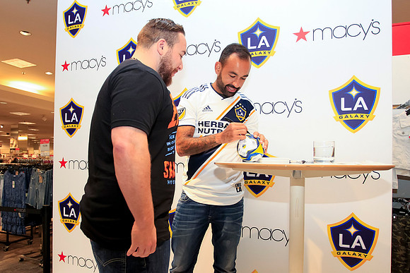 06082019_LAGalaxy_MacysJuninho_GA_0223