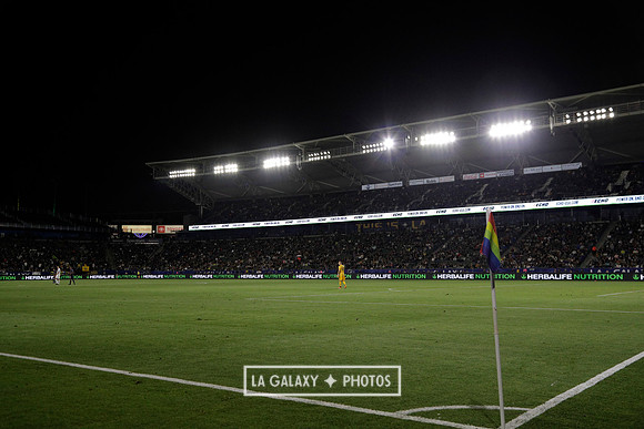 060219_LAGalaxyvsRevolution_GA_4488