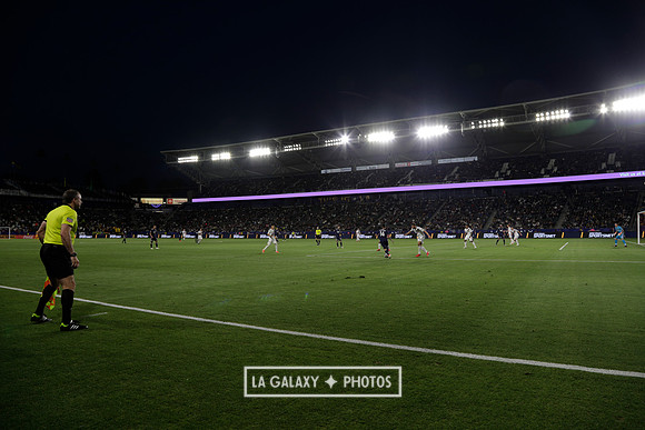 060219_LAGalaxyvsRevolution_GA_4397