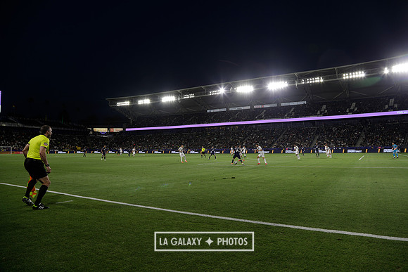 060219_LAGalaxyvsRevolution_GA_4399