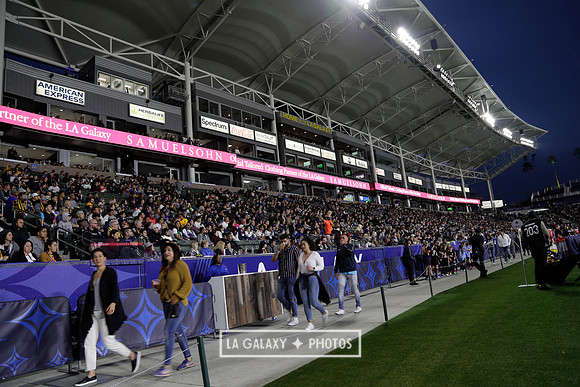 060219_LAGalaxyvsRevolution_GA_4441