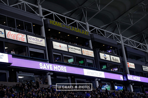 060219_LAGalaxyvsRevolution_GA_4384