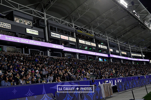 060219_LAGalaxyvsRevolution_GA_4507