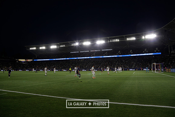 060219_LAGalaxyvsRevolution_GA_4420