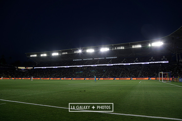 060219_LAGalaxyvsRevolution_GA_4283