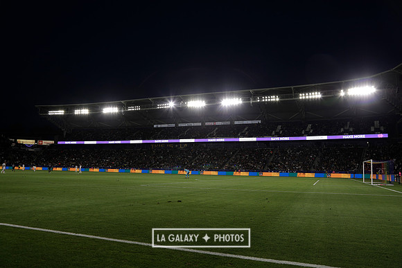 060219_LAGalaxyvsRevolution_GA_4366